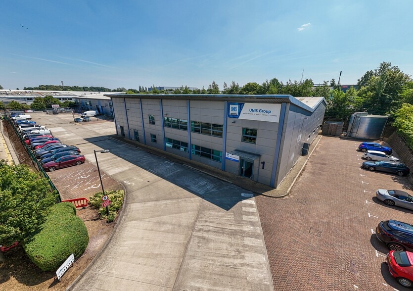 35 Summerhouse Rd, Northampton for lease - Building Photo - Image 2 of 2