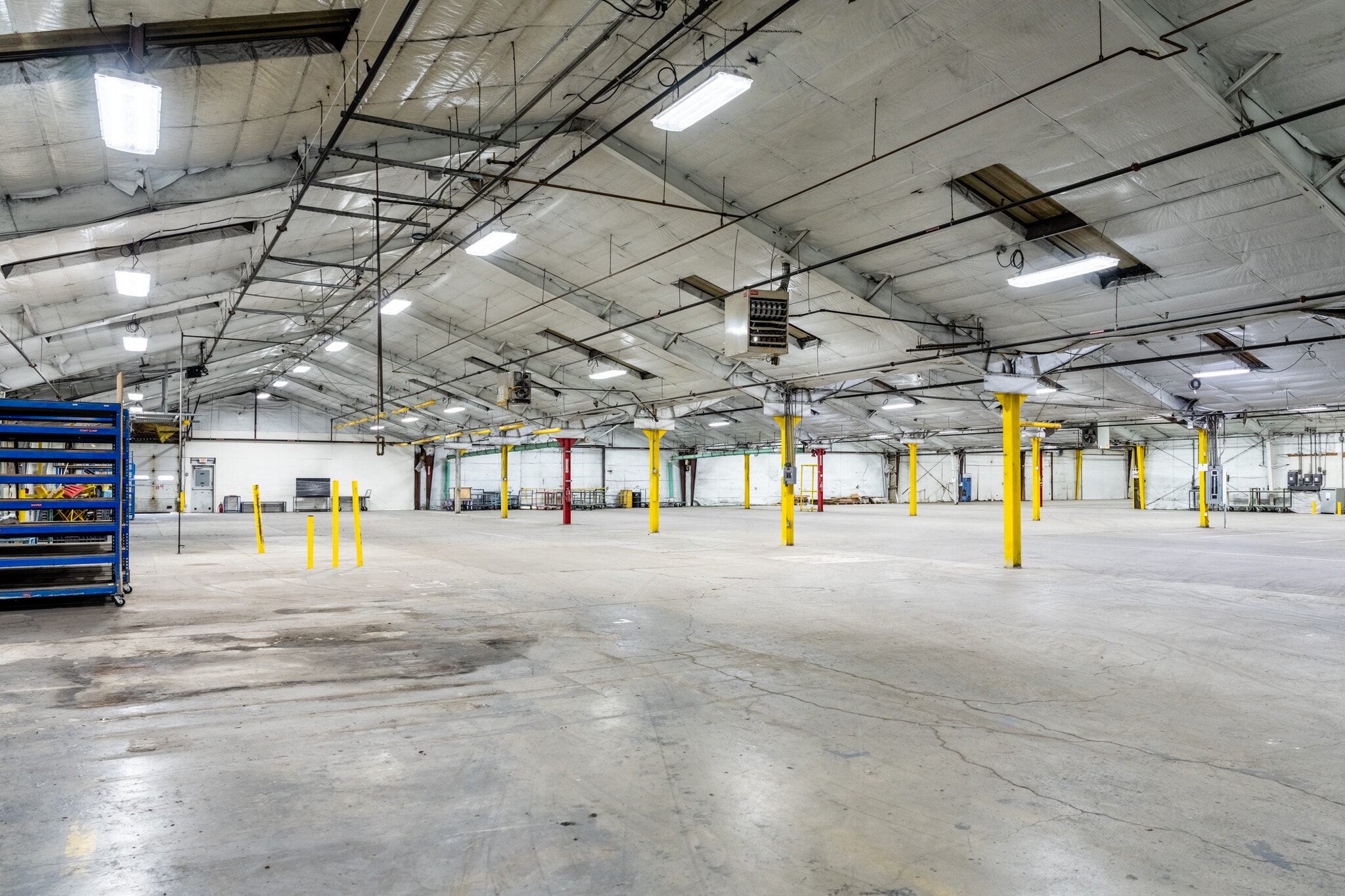900 S Meridian Rd, Newton, KS for lease Interior Photo- Image 1 of 3