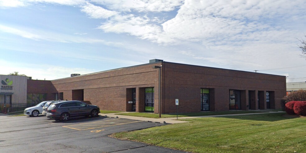 1433 W Fullerton Ave, Addison, IL for lease - Building Photo - Image 1 of 2