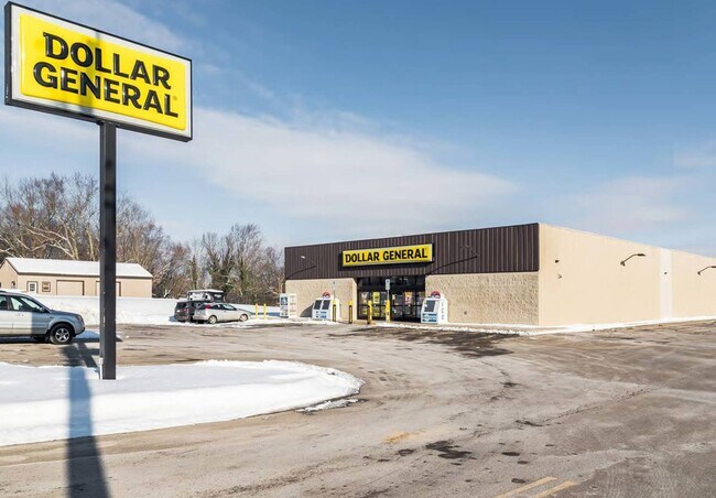 Plus de détails pour 13889 Woodworth Rd, New Springfield, OH - Commerce de détail à vendre