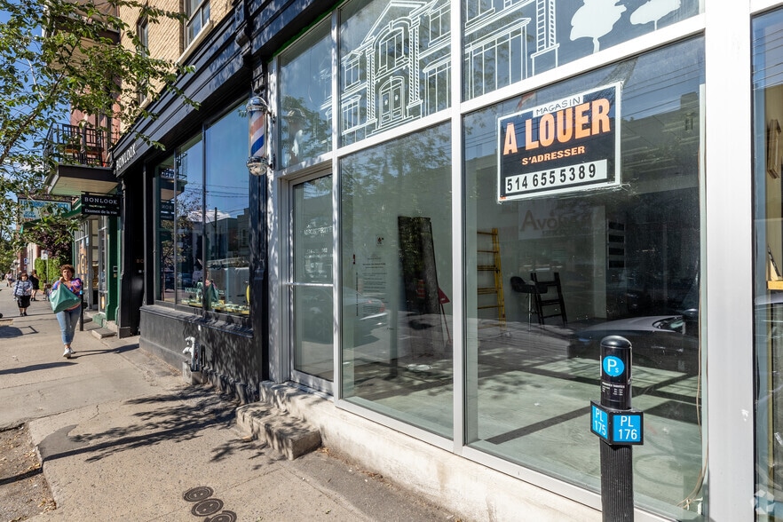 251-257A Rue Saint-Viateur O, Montréal, QC for lease - Building Photo - Image 3 of 4
