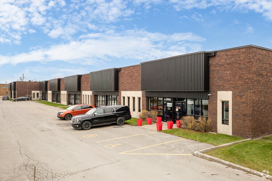 2290-2360 46e Av, Montréal, QC for sale - Building Photo - Image 1 of 1