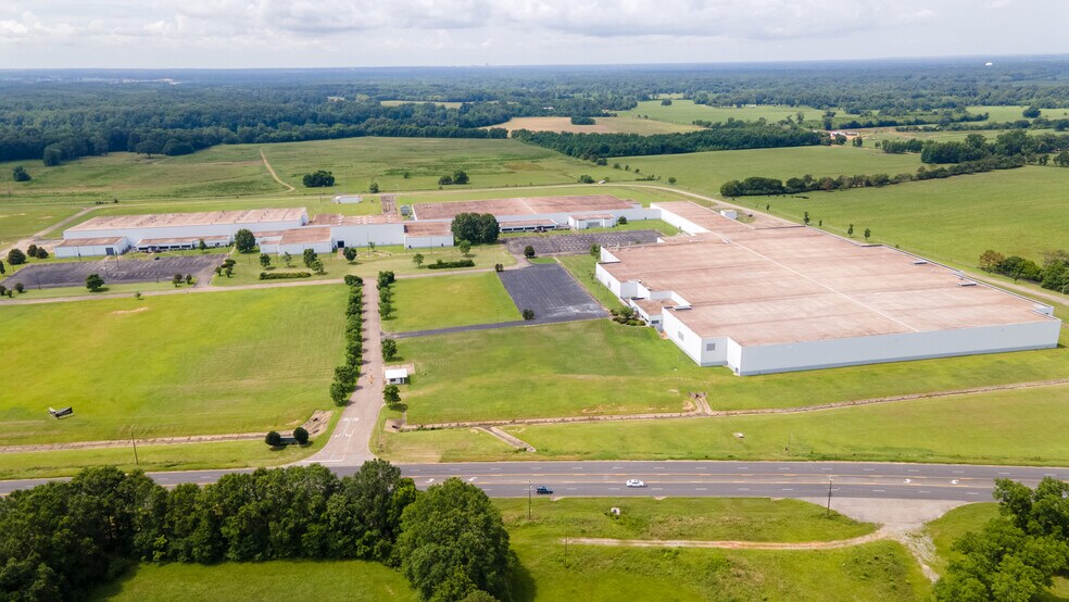 3145 Elmore Rd, Wetumpka, AL à louer - Photo du bâtiment - Image 3 de 15