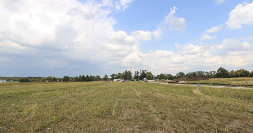 Village West Lot 5, Waterloo, IA à vendre - Photo du bâtiment - Image 2 de 5