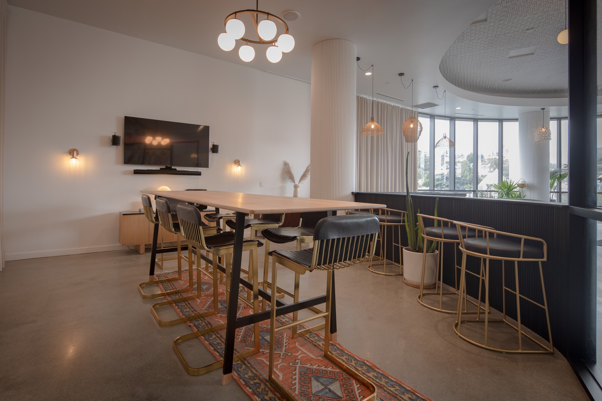 6801 Hollywood Blvd, Hollywood, CA for lease Interior Photo- Image 1 of 4