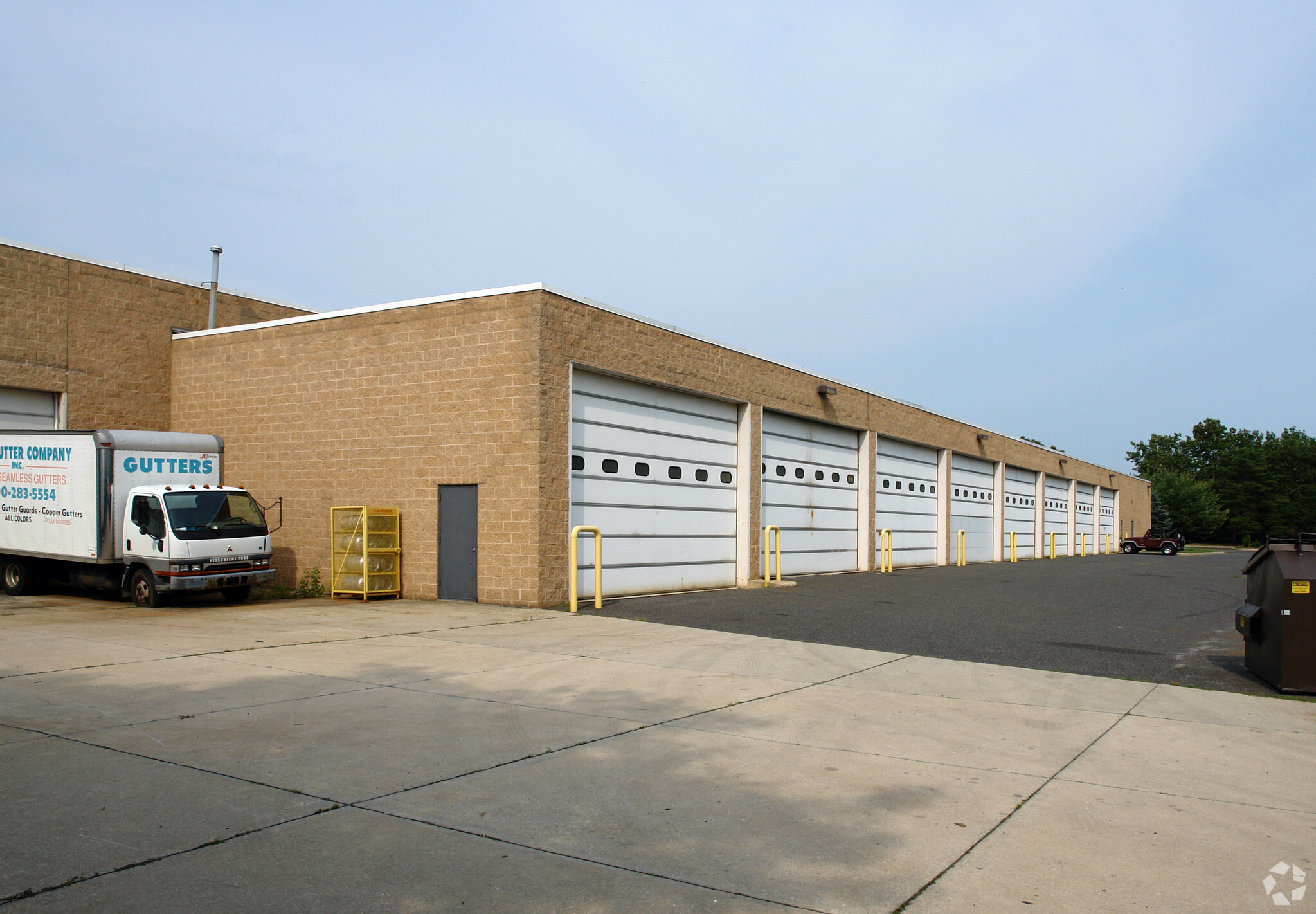 1064 Industrial Dr, West Berlin, NJ à vendre Photo du bâtiment- Image 1 de 1