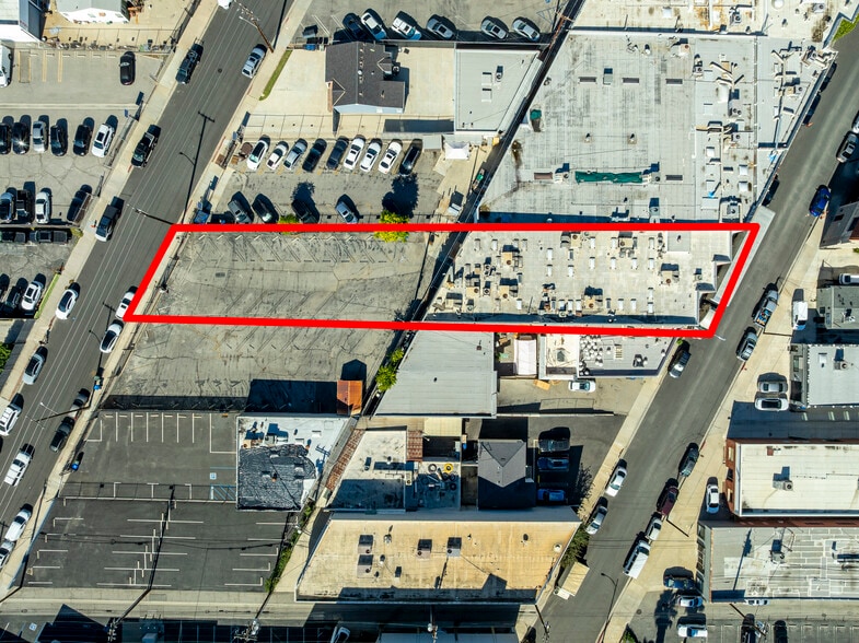 425 N Varney St, Burbank, CA for lease - Aerial - Image 1 of 8