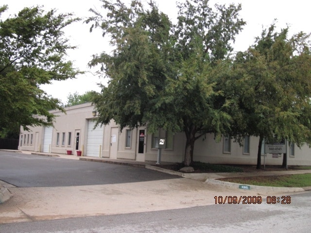 405 W 2nd St, Edmond, OK for lease - Building Photo - Image 3 of 19