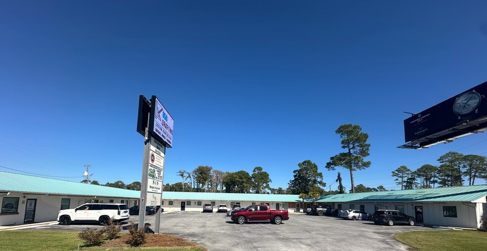 8406 Panama City Beach Pky, Panama City Beach, FL for lease - Building Photo - Image 2 of 4