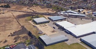 Plus de détails pour 550 S Division St, Waunakee, WI - Industriel à louer