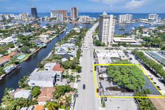 Plus de détails pour 2400 E Las Olas Blvd, Fort Lauderdale, FL - Vente au détail à vendre