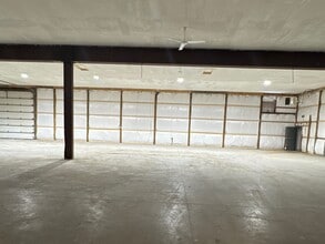 912 Pittsburgh Rd, Butler, PA for lease Interior Photo- Image 2 of 9