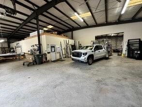 721 N Long St, Salisbury, NC for lease Interior Photo- Image 2 of 5