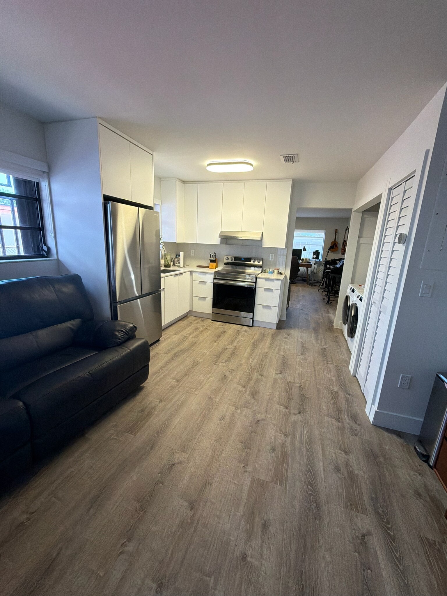 1212 SW 30th Pl, Miami, FL for sale Primary Photo- Image 1 of 14