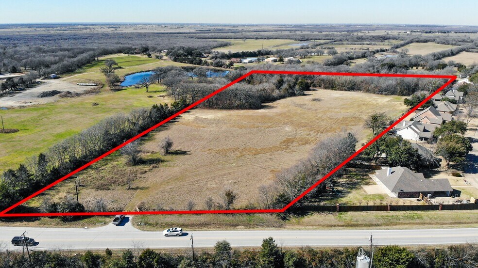 S Houston St, Kaufman, TX à vendre - Photo du bâtiment - Image 3 de 19