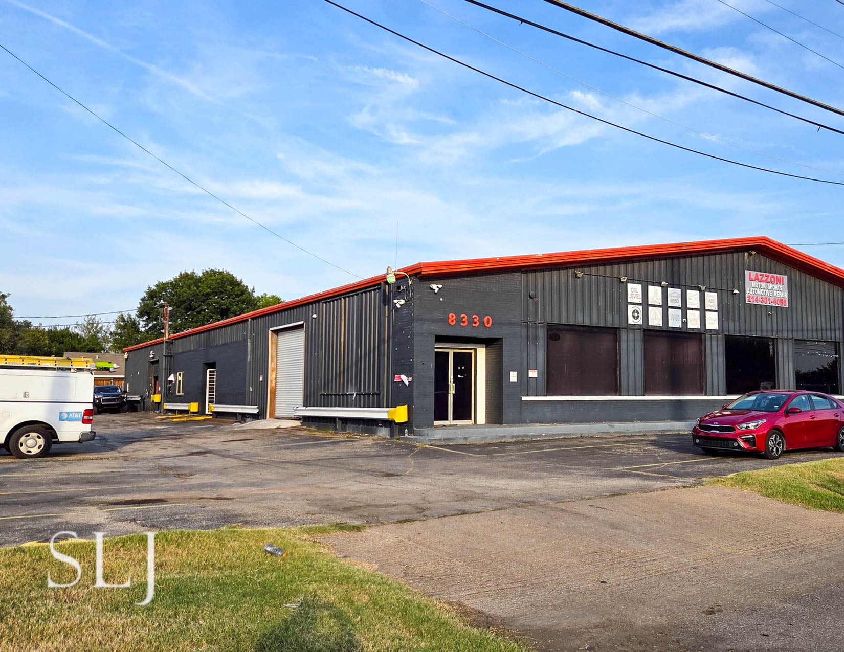 8326-8330 Harry Hines Blvd, Dallas, TX for lease Building Photo- Image 1 of 9