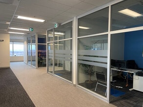 7777 Weston Rd, Vaughan, ON à louer Photo intérieure- Image 2 de 9