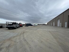 2460 Fairfield St, Lawrence, KS for lease Interior Photo- Image 2 of 42