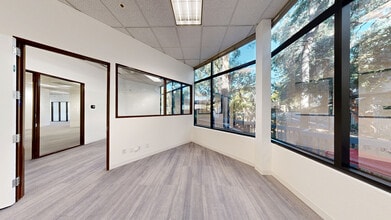 3100 Oak Rd, Walnut Creek, CA à louer Numérisation 3D de Matterport- Image 1 de 21