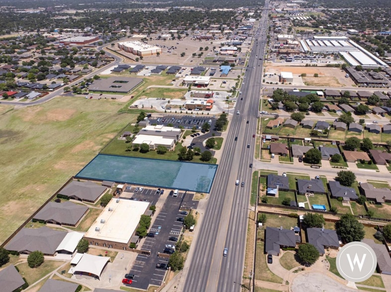 8902 University Ave, Lubbock, TX for sale - Building Photo - Image 3 of 14