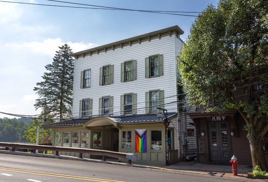 15 E Bridge St, New Hope, PA à vendre - Photo du bâtiment - Image 2 de 27