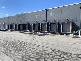 Plus de détails pour 31 Graystone St, Warwick, RI - Industriel/Logistique à louer