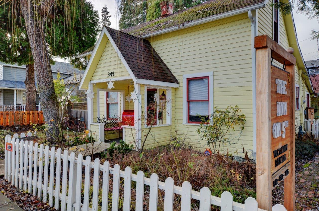 345 N 5th St, Jacksonville, OR for sale Primary Photo- Image 1 of 11