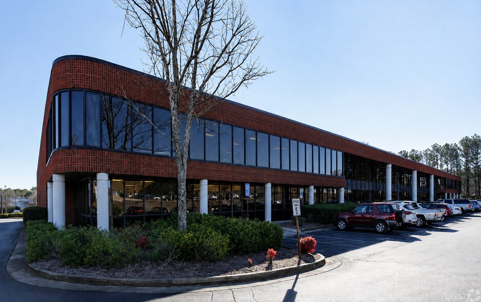 2825 Cobb International Blvd, Kennesaw, GA à louer - Photo du bâtiment - Image 1 de 3