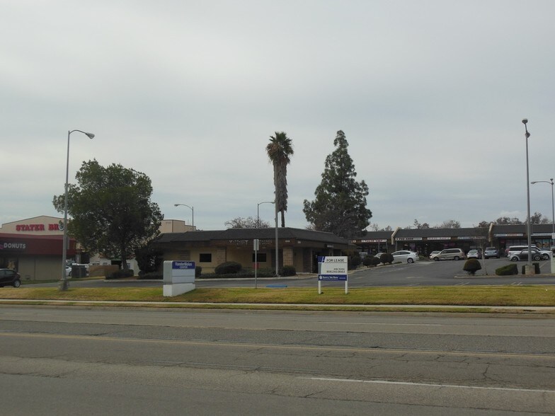 2810-2856 Hamner Ave, Norco, CA à louer - Photo du bâtiment - Image 2 de 38