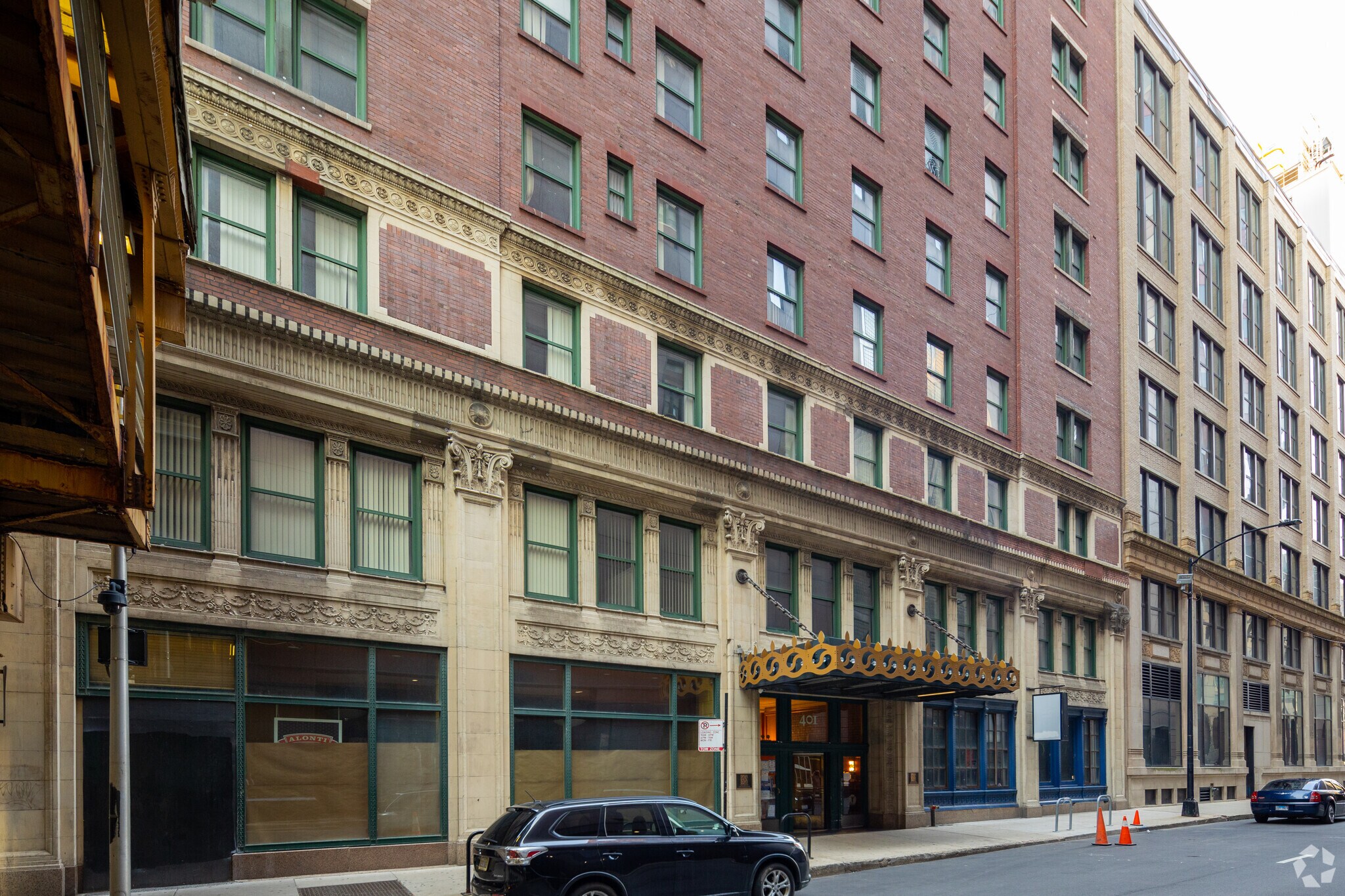 401 S LaSalle St, Chicago, IL à louer Photo du bâtiment- Image 1 de 10