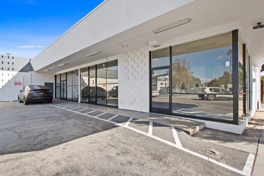 1302-1308 Pico Blvd, Santa Monica, CA à louer - Photo du bâtiment - Image 2 de 14
