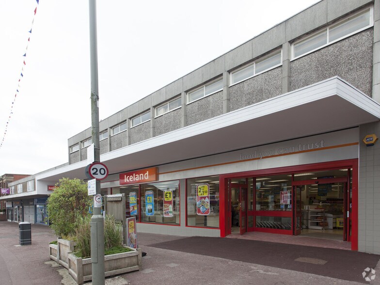 44-58 Hough Ln, Leyland à vendre - Photo principale - Image 1 de 6