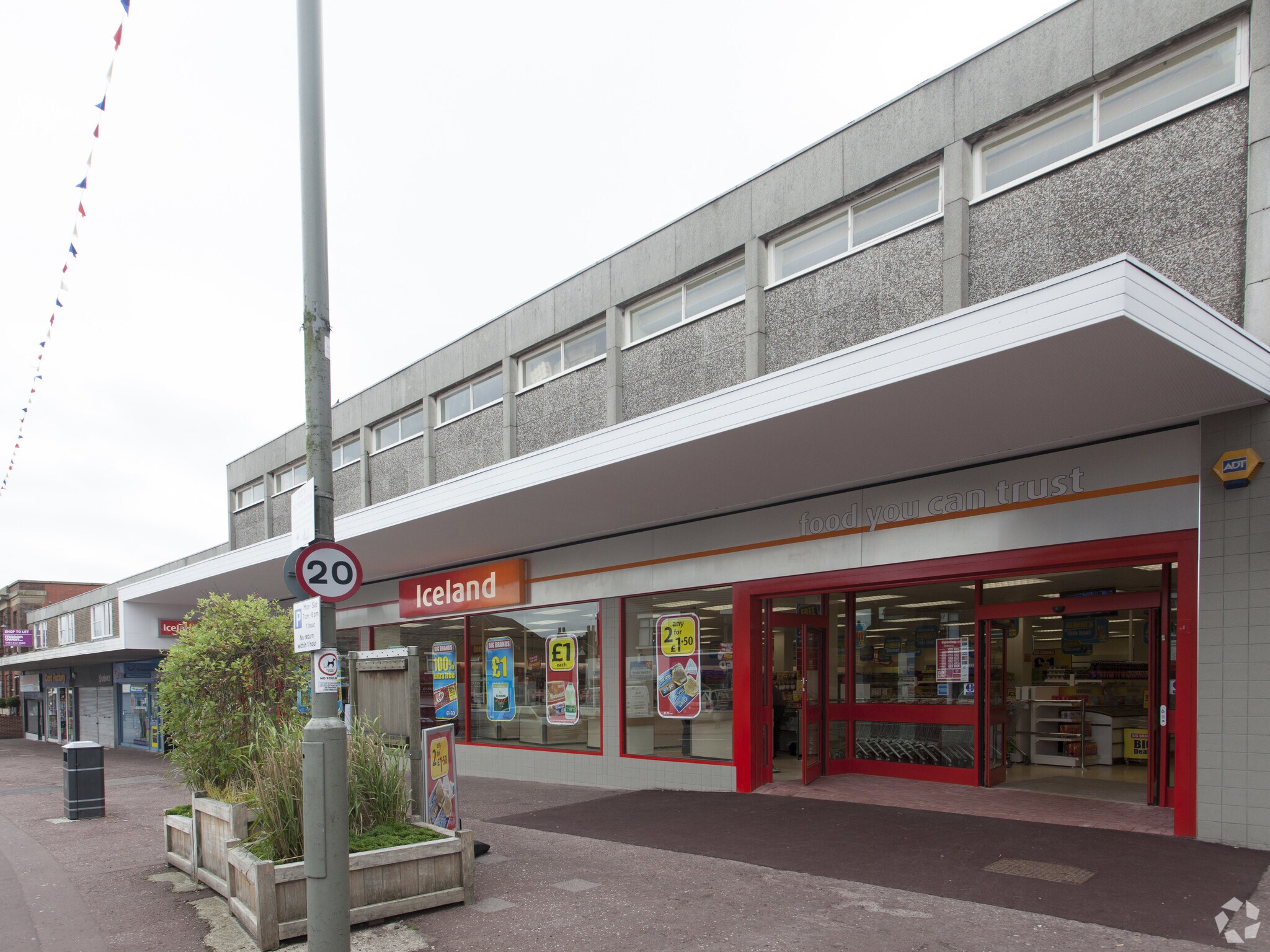 44-58 Hough Ln, Leyland à vendre Photo principale- Image 1 de 7