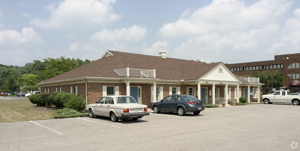 3645-3647 Medina Rd, Medina, OH à louer - Photo du bâtiment - Image 2 de 4