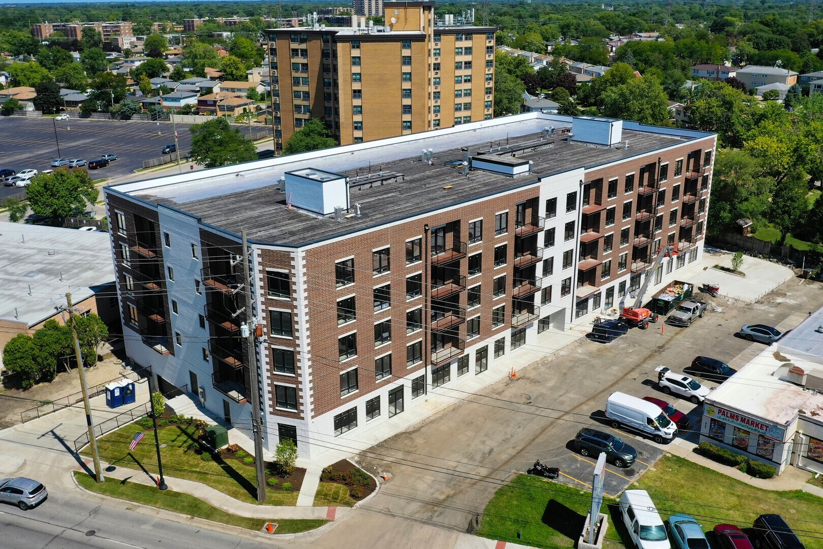 9201 Milwaukee ave, Niles, IL à louer Photo principale- Image 1 de 7