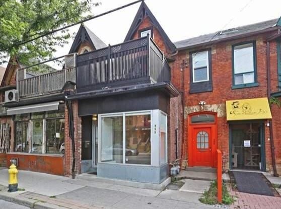 555 Parliament St, Toronto, ON à vendre Photo du bâtiment- Image 1 de 1