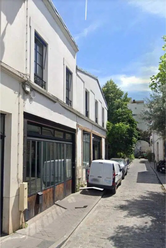 Office in Paris for sale Building Photo- Image 1 of 3