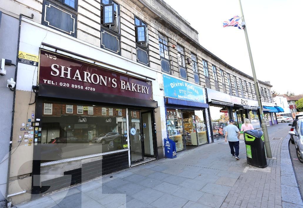 11 Edgwarebury Ln, Harrow for lease Building Photo- Image 1 of 1