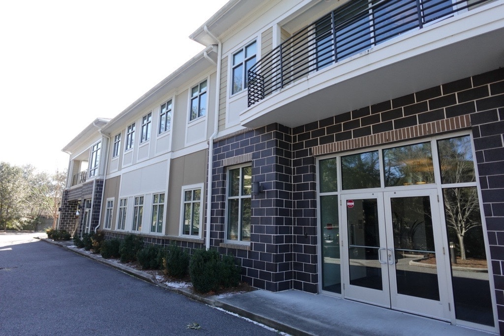 1435 Stuart Engals Blvd, Mount Pleasant, SC for sale Interior Photo- Image 1 of 8