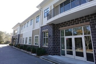 1435 Stuart Engals Blvd, Mount Pleasant, SC for sale Interior Photo- Image 1 of 8