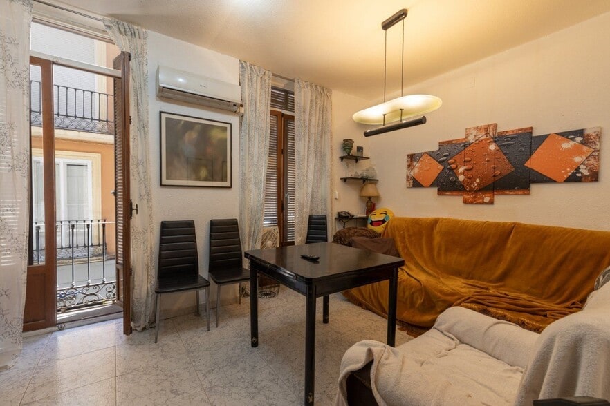 Plaza Bib-Rambla, 14, Granada, Granada for sale - Building Photo - Image 2 of 50