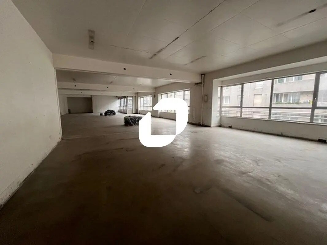 172 Rue De Charonne, Paris for lease Interior Photo- Image 1 of 27