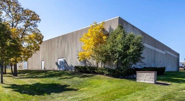 More details for 415 Traders Blvd E, Mississauga, ON - Industrial for Lease