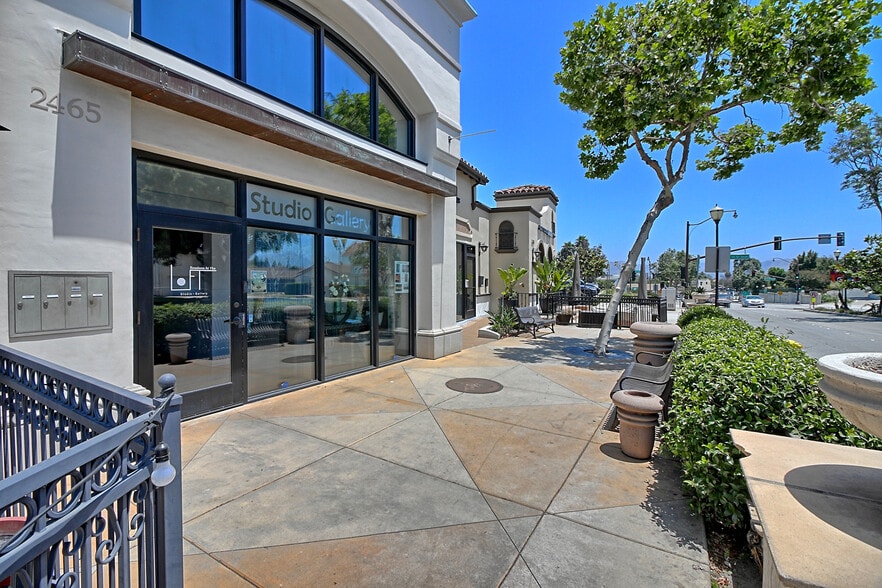 2465 Ventura Blvd, Camarillo, CA for lease - Building Photo - Image 3 of 8