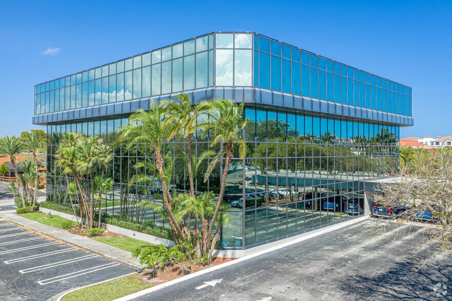 1301 N Congress Ave, Boynton Beach, FL à louer - Photo du bâtiment - Image 3 de 28