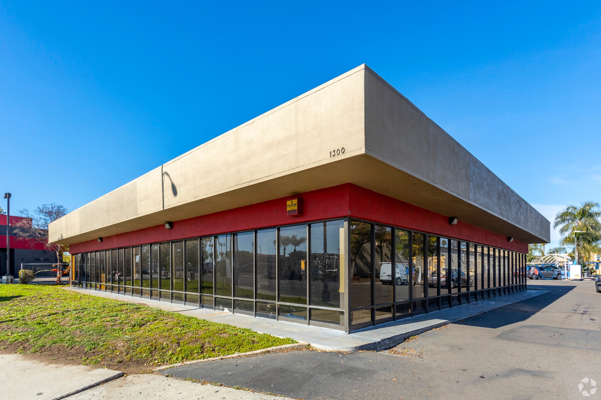 1300 E Valley Pky, Escondido, CA for lease Primary Photo- Image 1 of 5