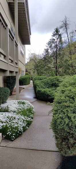 670 Placerville Dr, Placerville, CA for lease - Building Photo - Image 3 of 21