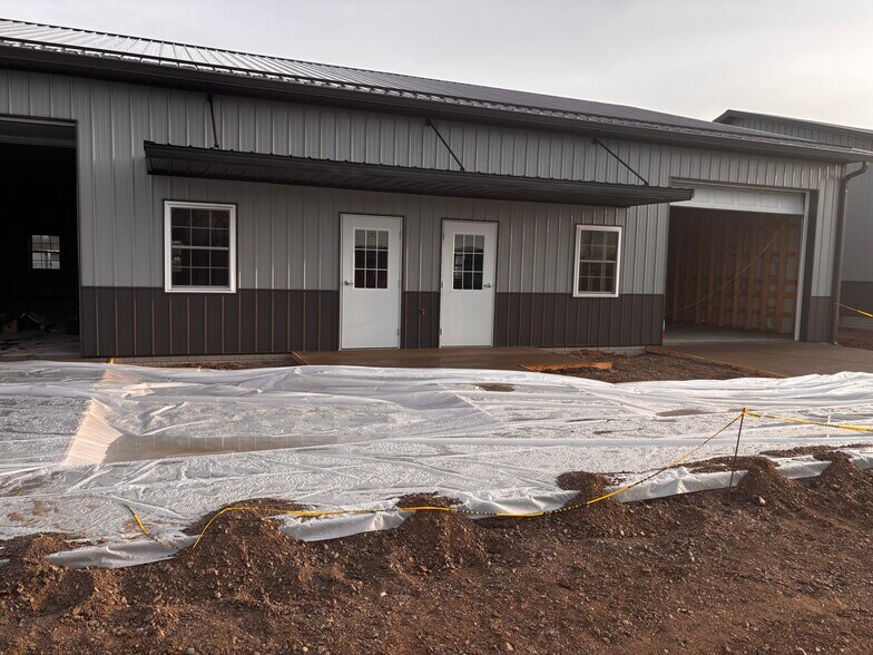 1401 Amy Ln, Franklin, IN à vendre - Photo du bâtiment - Image 2 de 24