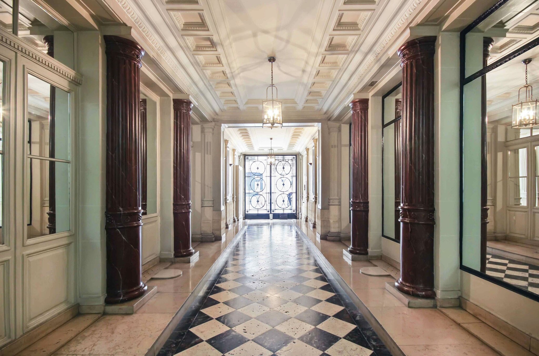 45 Rue De La Chaussee D'Antin, Paris for lease Interior Photo- Image 1 of 9