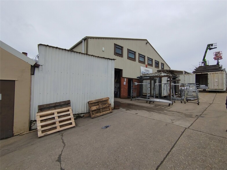 Rawreth Ln, Rayleigh for sale - Building Photo - Image 3 of 4